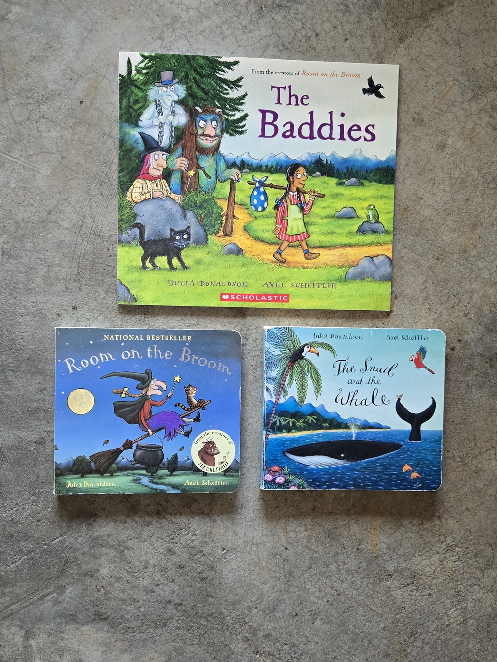 🎈Sale! 2 For $15 Children's Book Lot 3 Julia Donaldson Books Room On The Broom